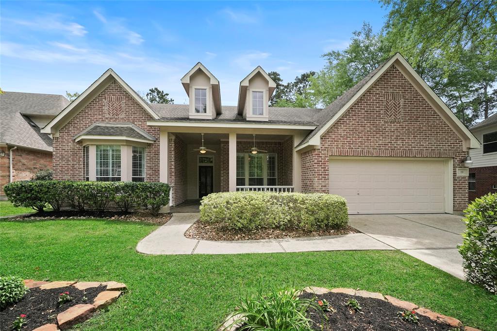 19 S Concord Valley Place The Woodlands Home Listings - RE/MAX The Woodland & Spring 