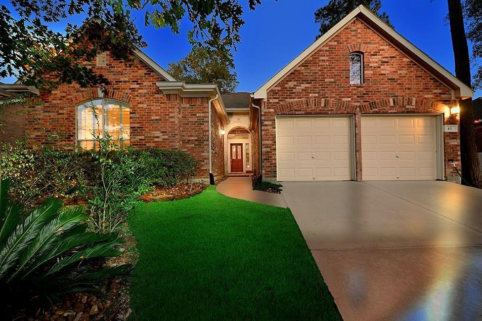 43 Tapestry Forest Place The Woodlands Home Listings - RE/MAX The Woodland & Spring 