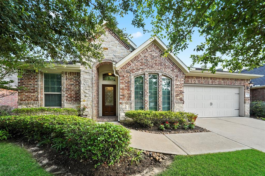 8143 Black Percher Street The Woodlands Home Listings - RE/MAX The Woodland & Spring 